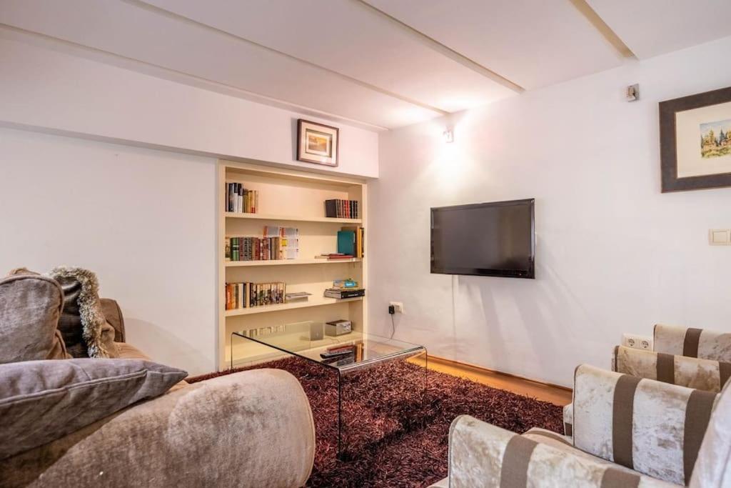 Luxury & Elegant Duplex In Center Seville