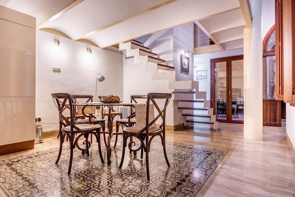 Luxury & Elegant Duplex In Center Apartment Seville